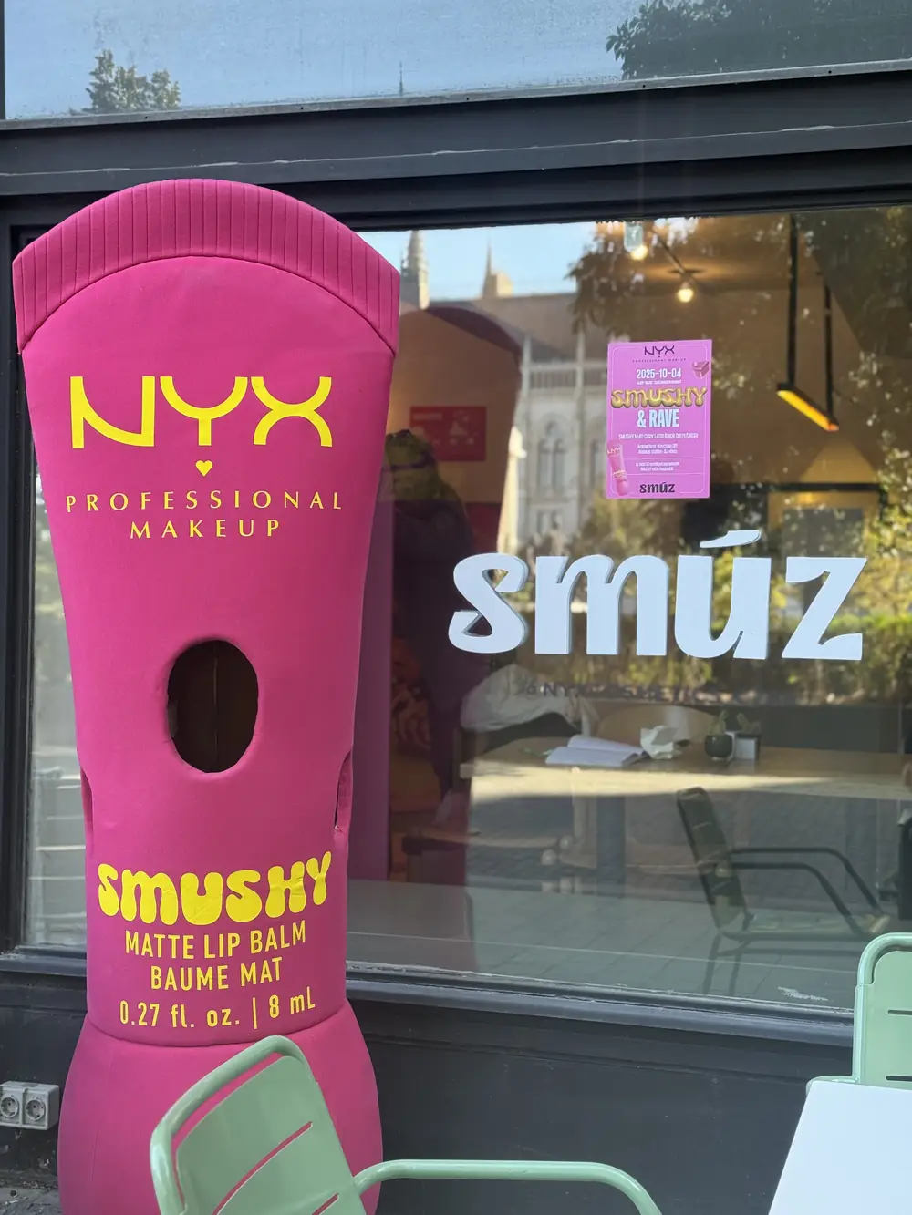 Evento NYX Professional Makeup × Smushy presso Smúz Café