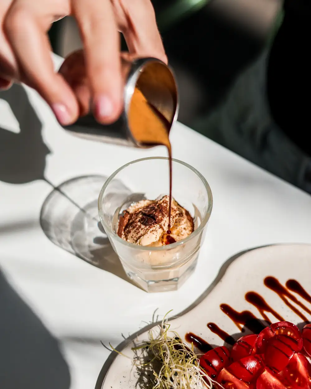 Frissen húzott espresso — specialty kávé a Smúzban